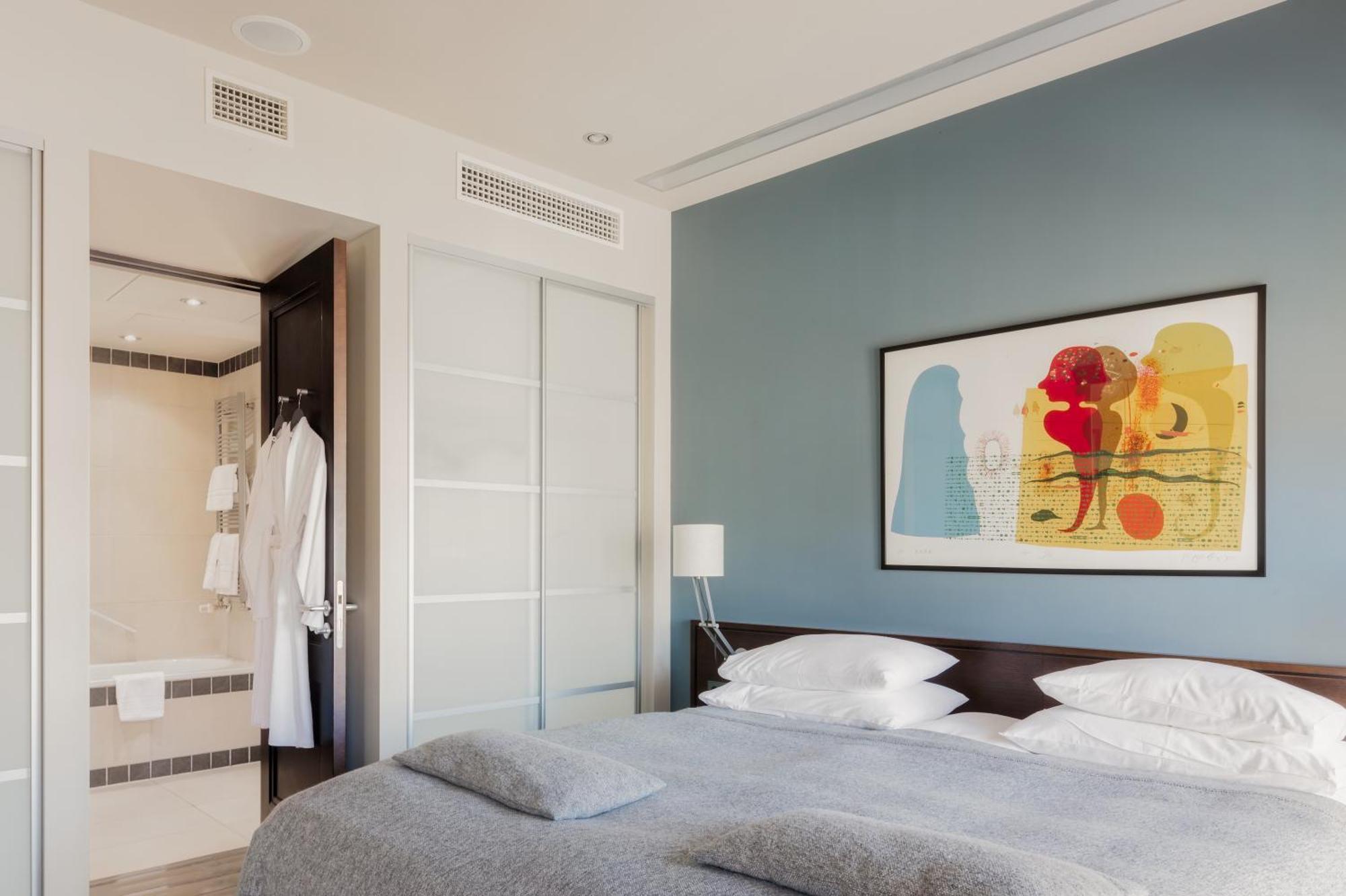 Hotel Bergs Suites Riga Exteriör bild