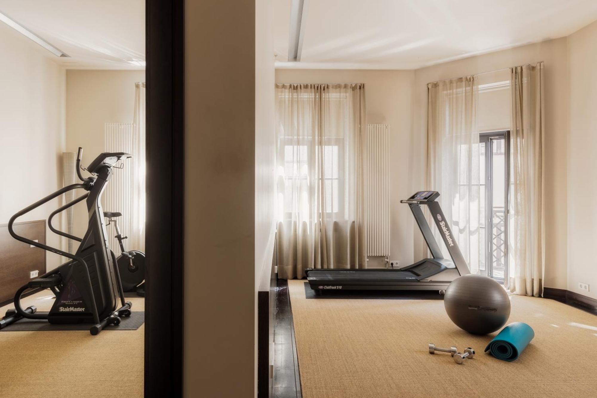 Hotel Bergs Suites Riga Exteriör bild