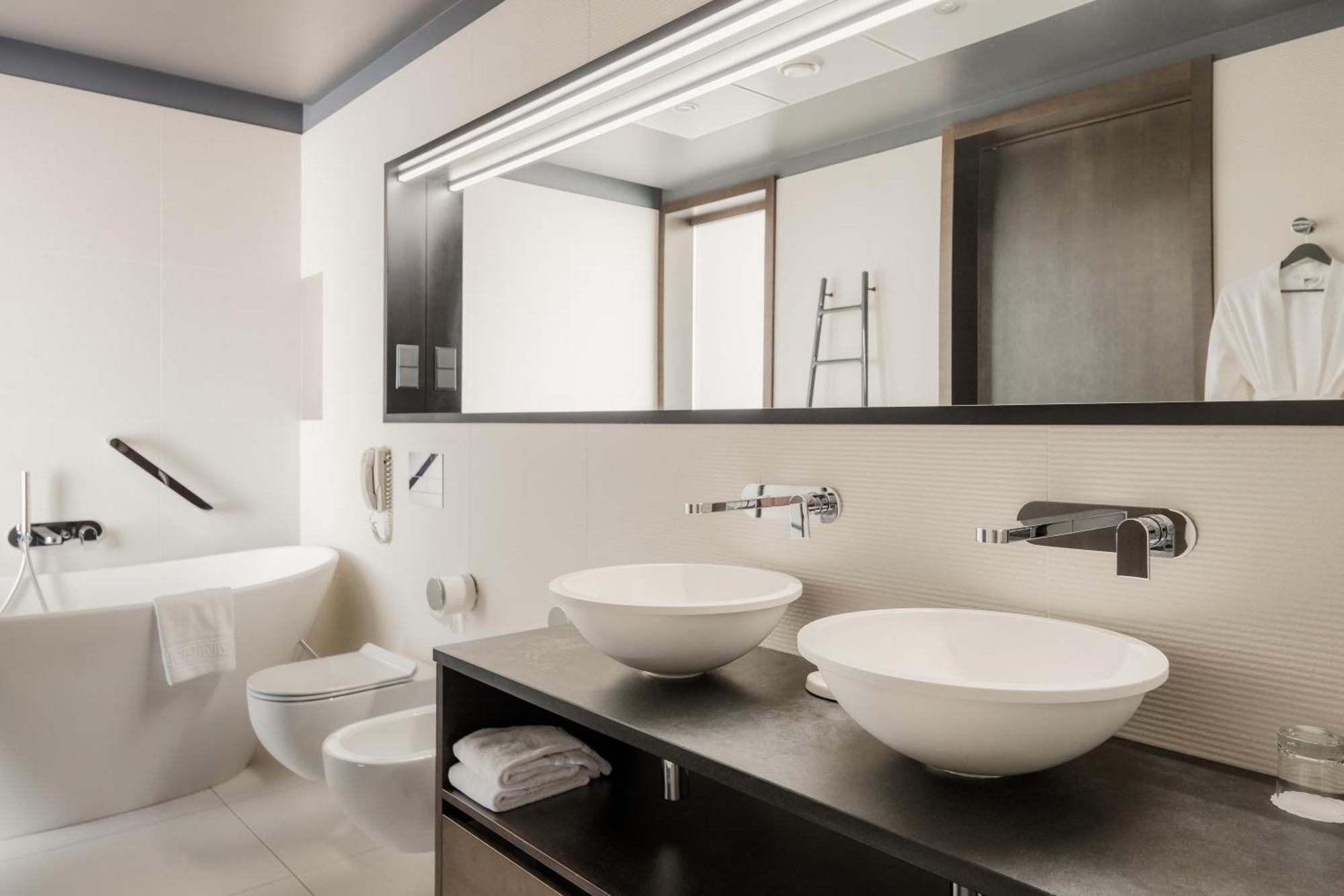 Hotel Bergs Suites Riga Exteriör bild