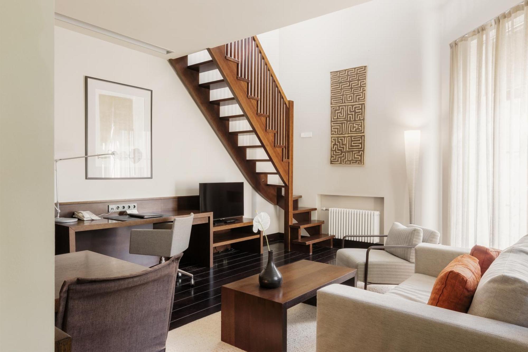 Hotel Bergs Suites Riga Exteriör bild